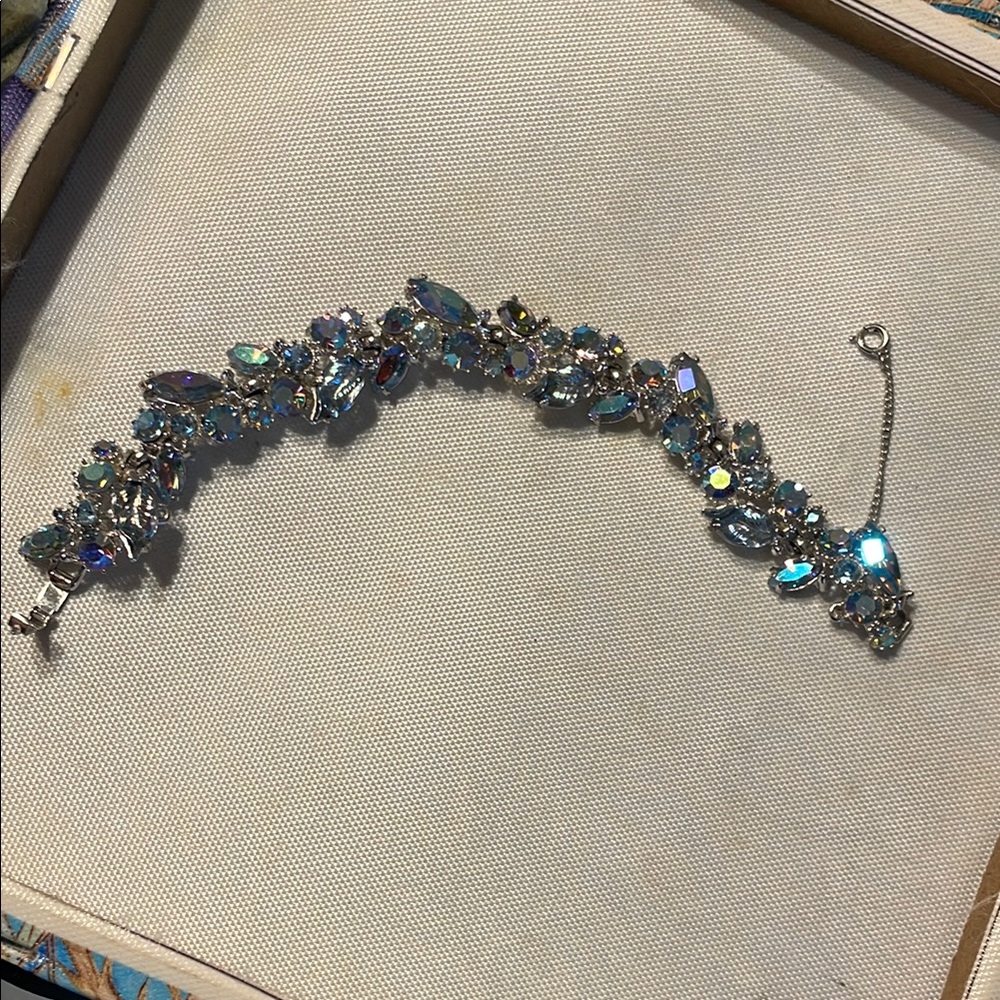 Elegant Blue and Silver Filigree Bracelet